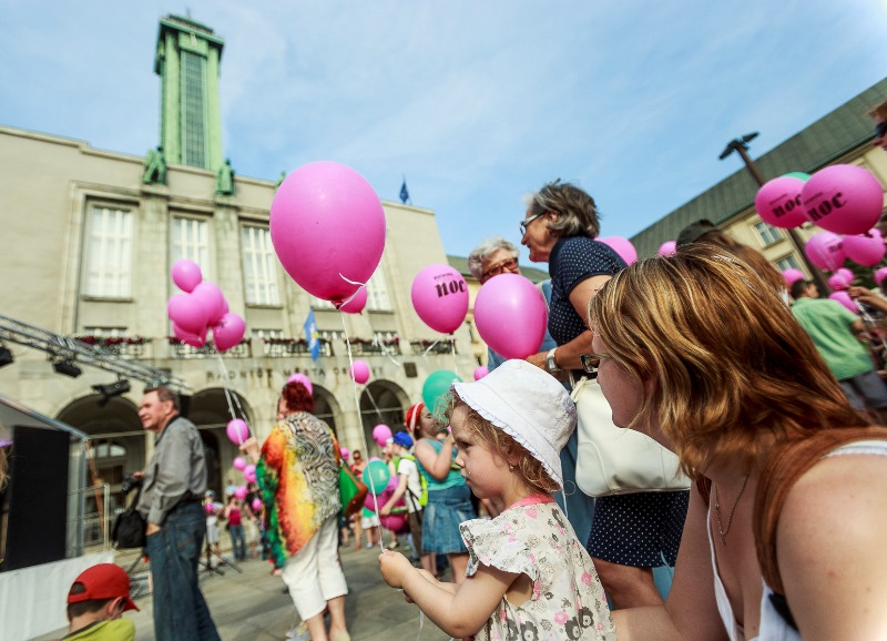 Letošní muzejní noc odstartuje vypouštění balónků. Tentokrát budou v barvě trikolory. Foto: Jiří Zerzoň Letošní muzejní noc odstartuje vypouštění balónků. Tentokrát budou v barvě trikolory. Foto: Jiří Zerzoň